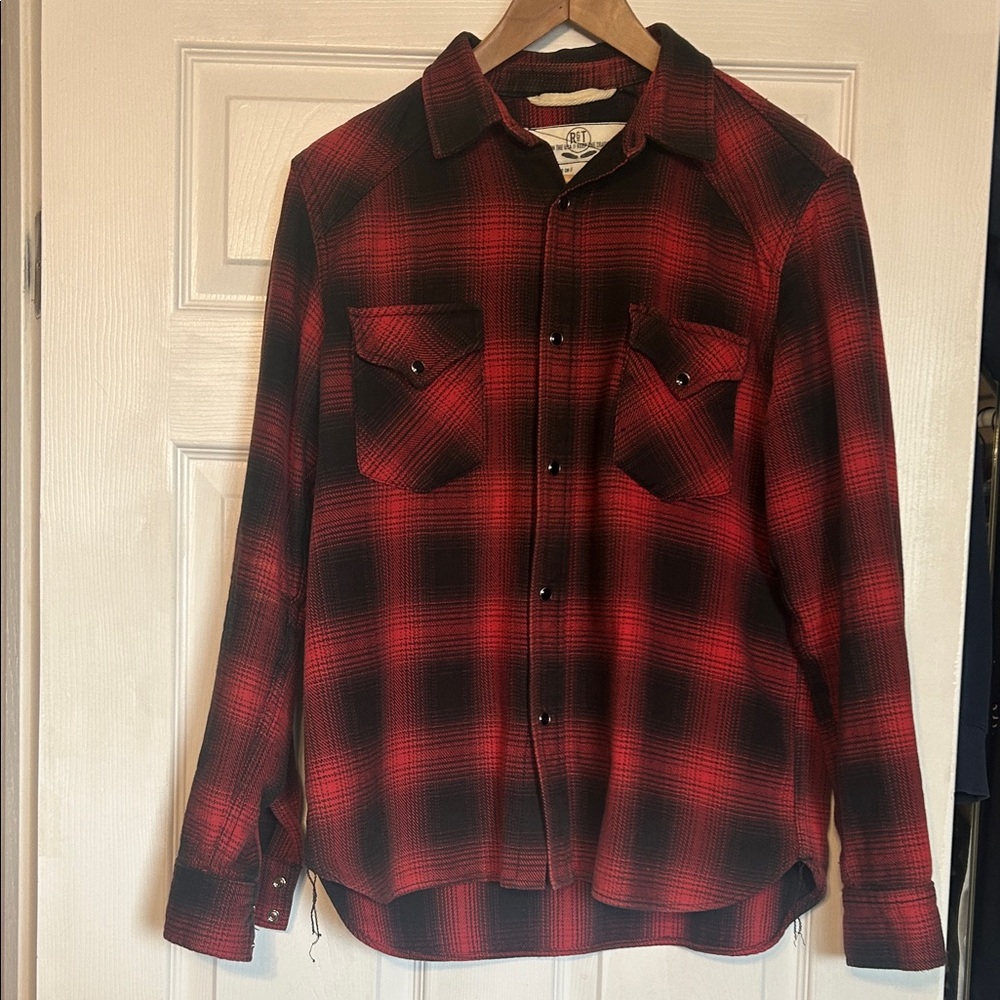 Rogue Territory Field Shirt - Red Plaid